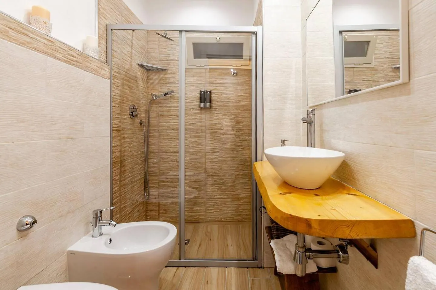 Babaroom Stella Naples Italy